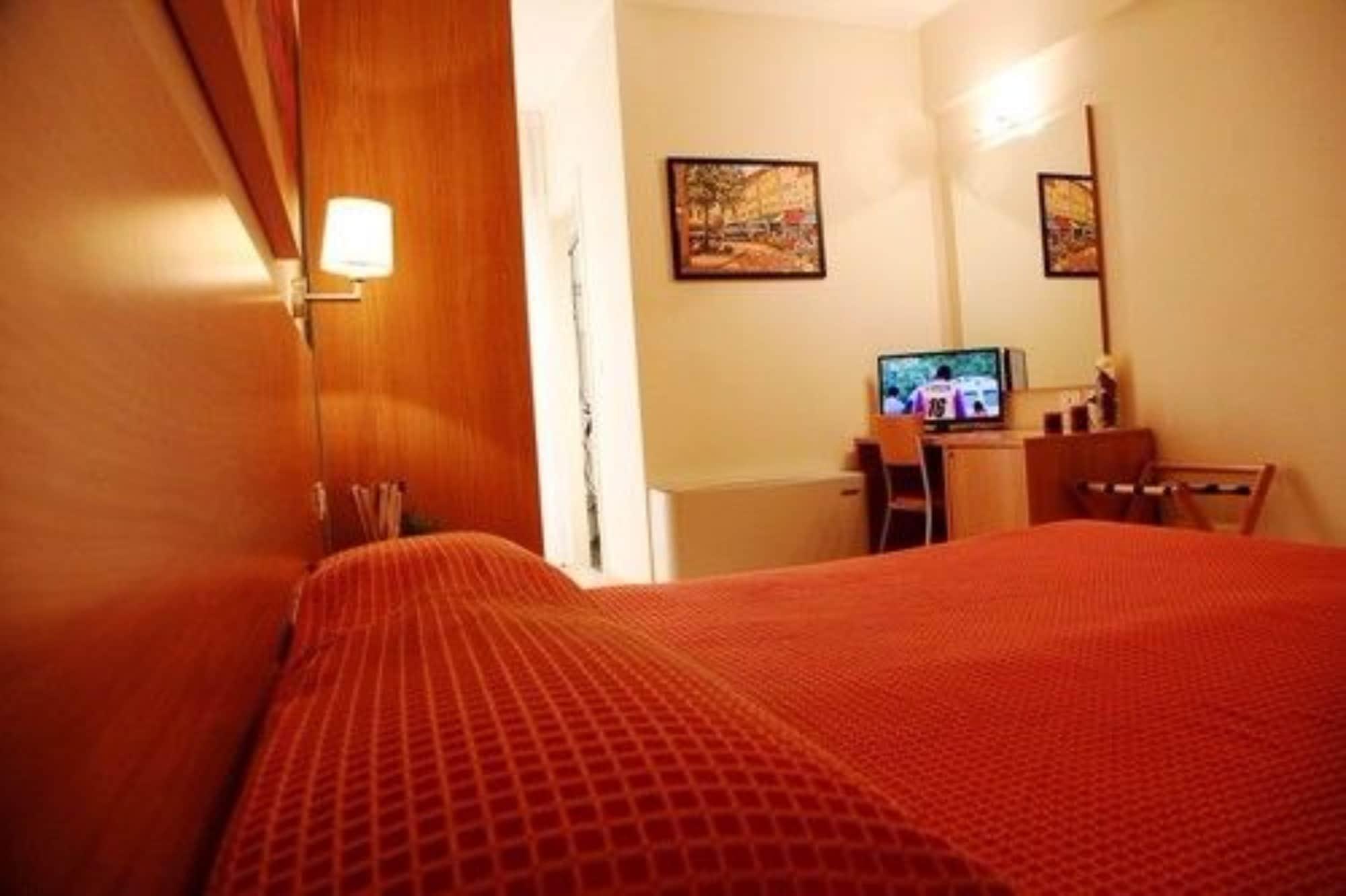 Hotel Majorca Sul Mare In Centro A ริชโชเน ภายนอก รูปภาพ