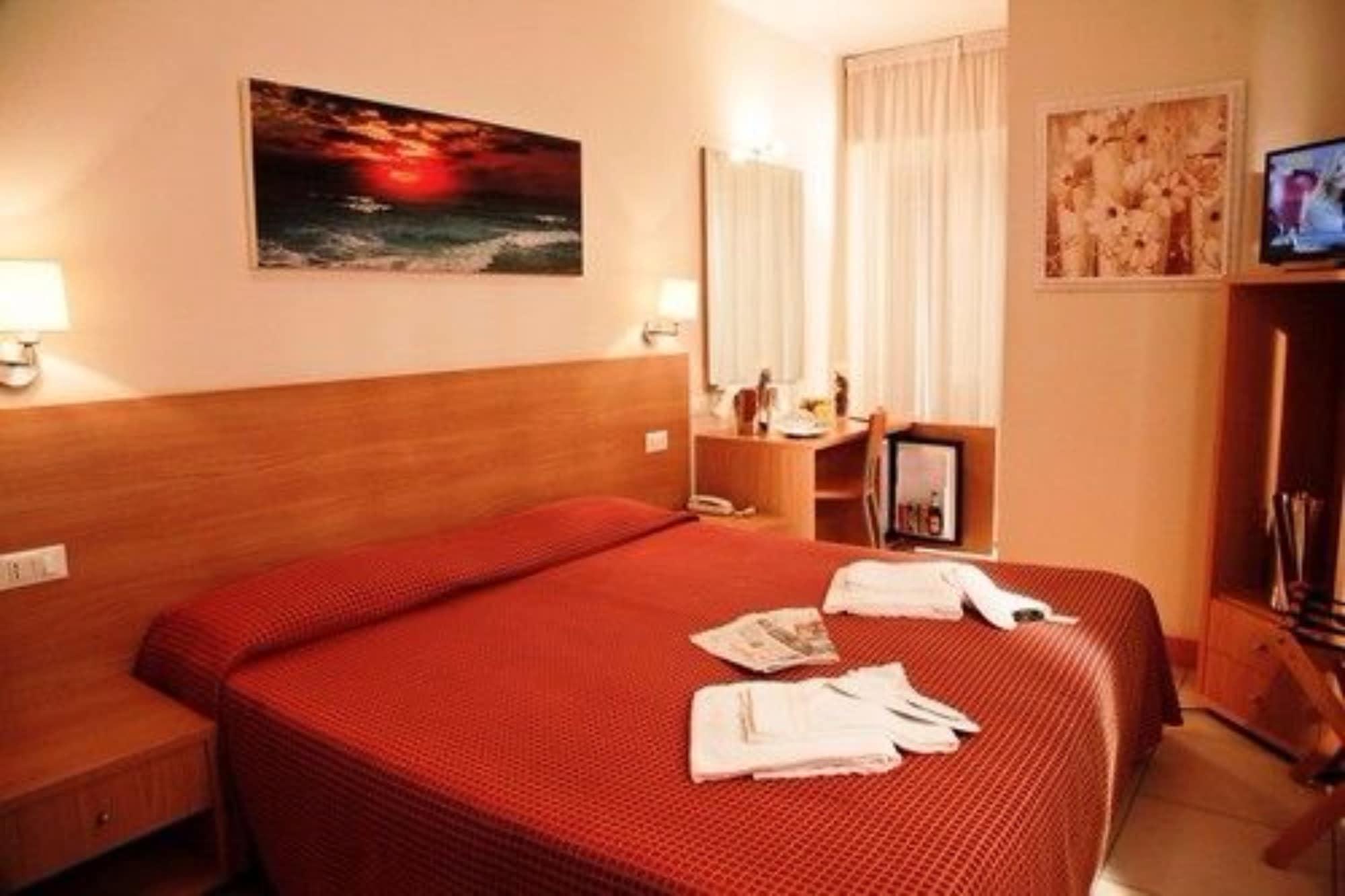 Hotel Majorca Sul Mare In Centro A ริชโชเน ภายนอก รูปภาพ