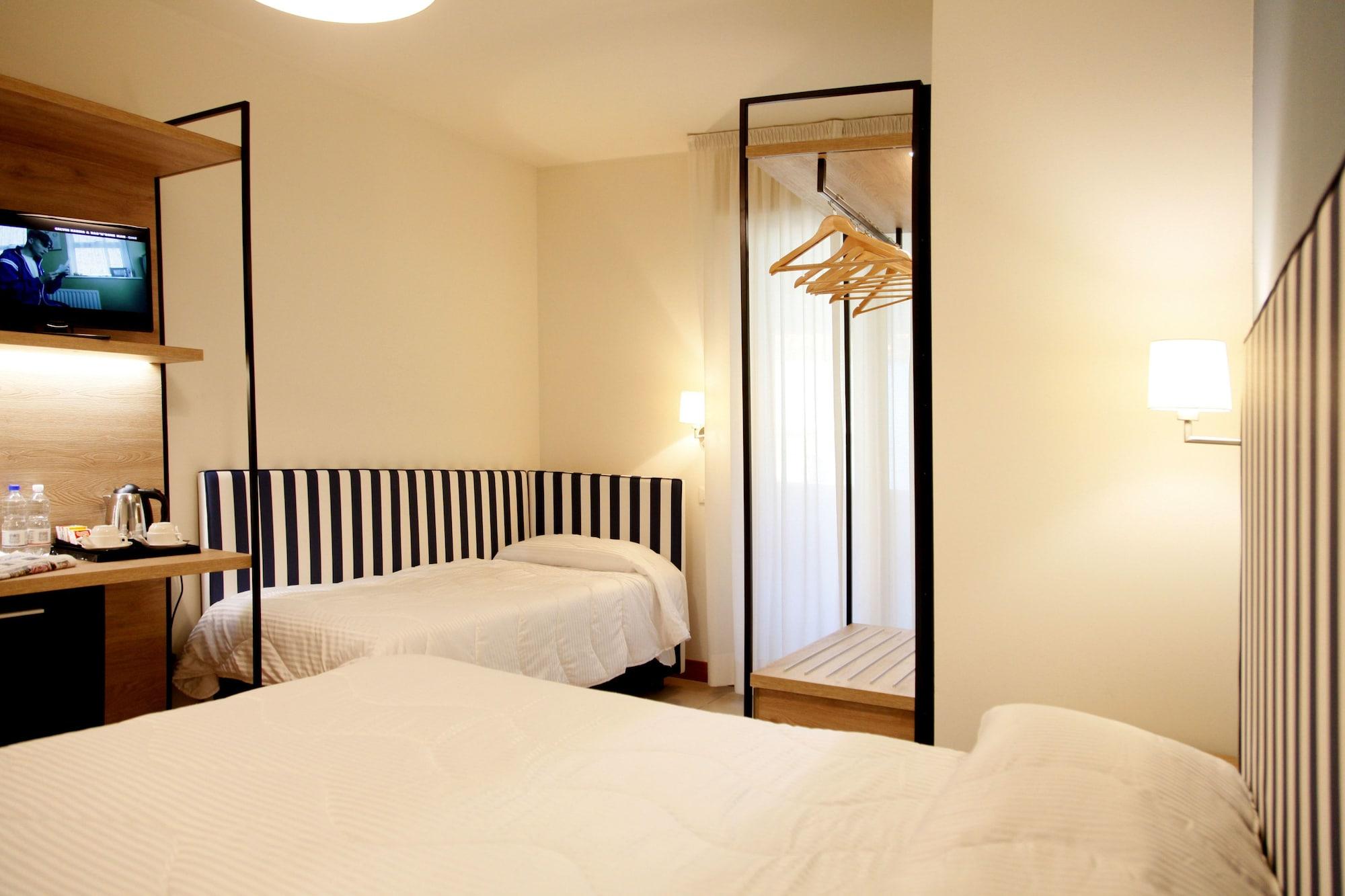 Hotel Majorca Sul Mare In Centro A ริชโชเน ภายนอก รูปภาพ