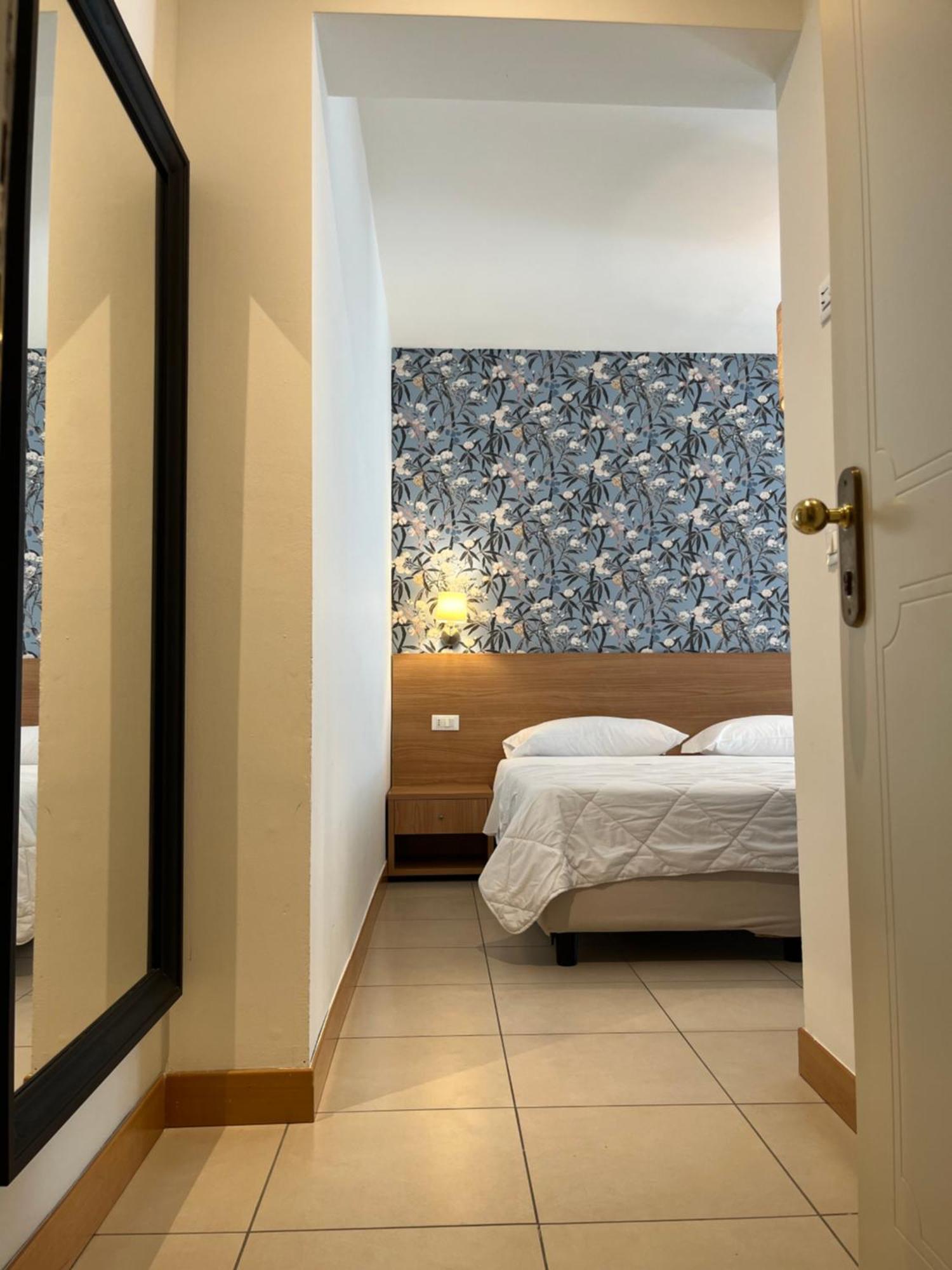 Hotel Majorca Sul Mare In Centro A ริชโชเน ภายนอก รูปภาพ