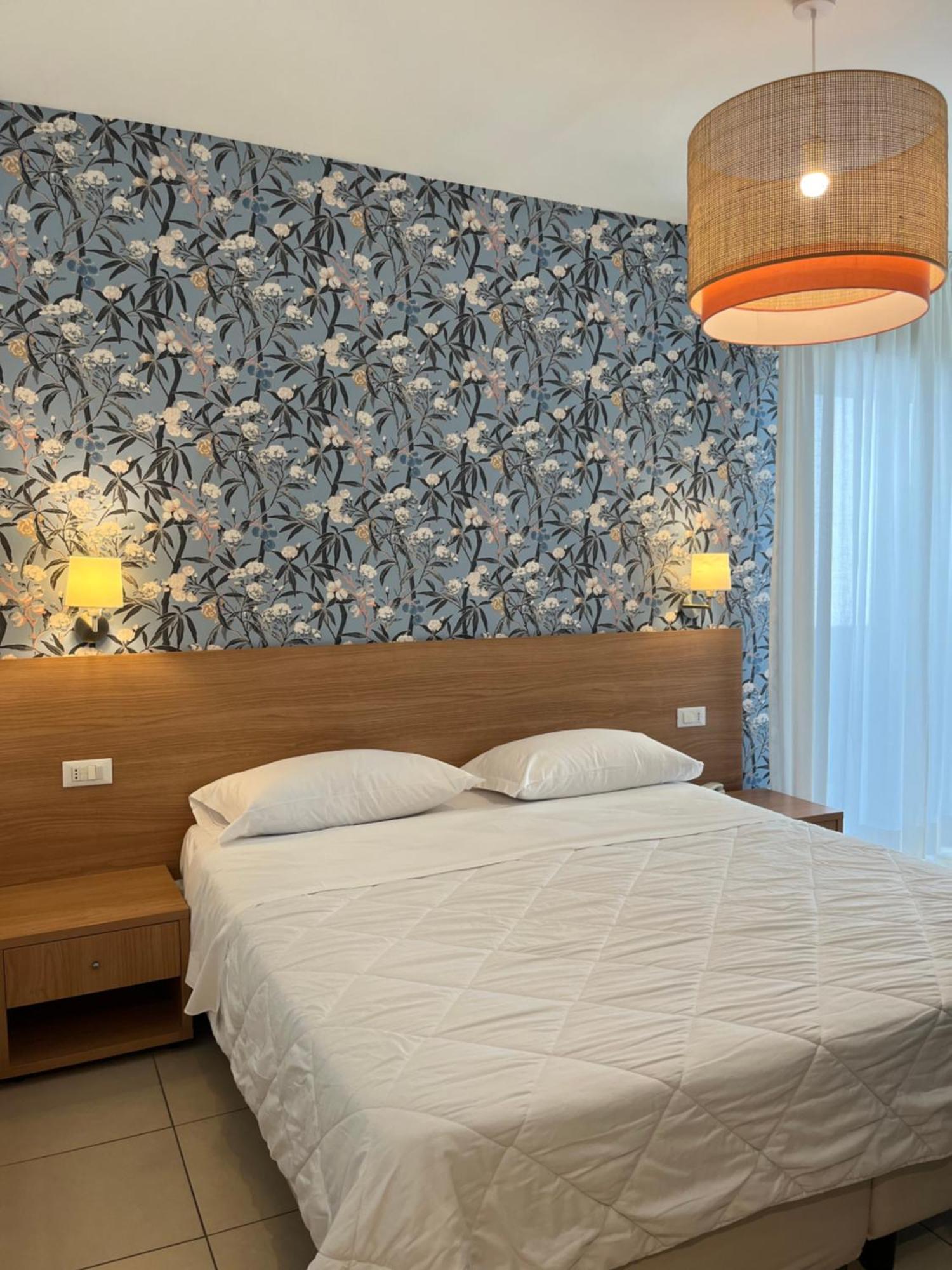 Hotel Majorca Sul Mare In Centro A ริชโชเน ภายนอก รูปภาพ