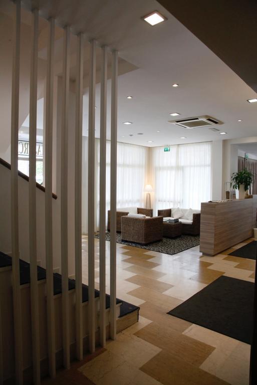 Hotel Majorca Sul Mare In Centro A ริชโชเน ภายนอก รูปภาพ
