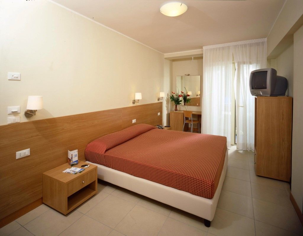 Hotel Majorca Sul Mare In Centro A ริชโชเน ห้อง รูปภาพ