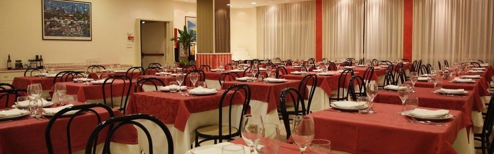 Hotel Majorca Sul Mare In Centro A ริชโชเน ภายนอก รูปภาพ