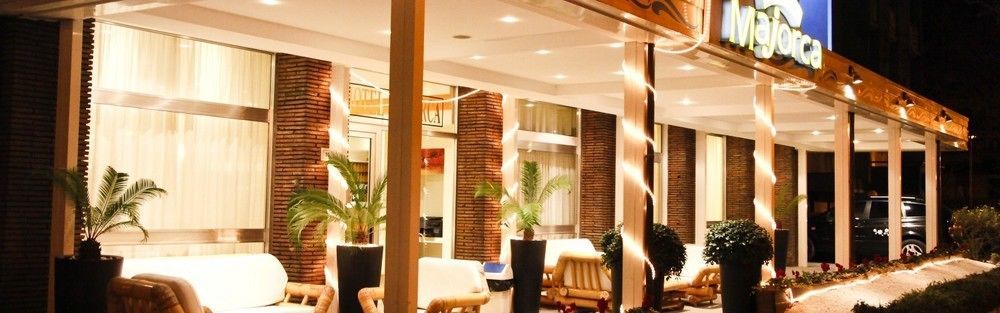 Hotel Majorca Sul Mare In Centro A ริชโชเน ภายนอก รูปภาพ
